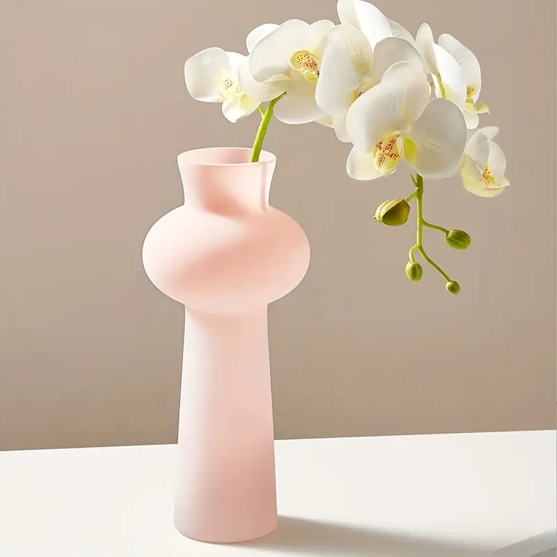The Loope vase
